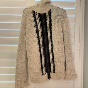 Pam & Gela Turtleneck Striped Zipper Detail Sweater Cream Black Size Small